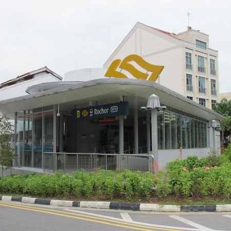 Single Sharing Room And Short Hours Stay At Sandpiper Hotel Singapore Exterior photo