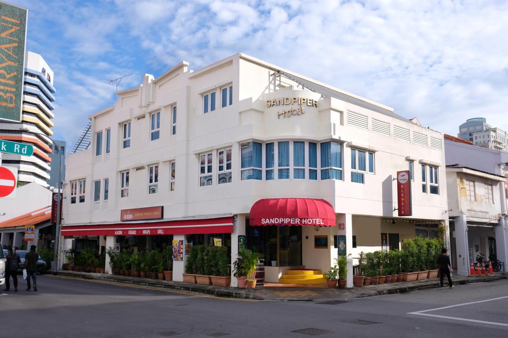 Single Sharing Room And Short Hours Stay At Sandpiper Hotel Singapore Exterior photo